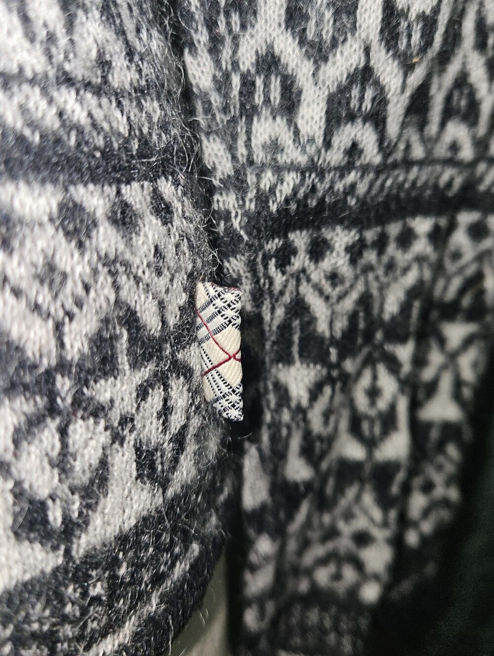 Burberry London Fair Isle Turtleneck Sweater Made In Italy - Picture 4 of 4